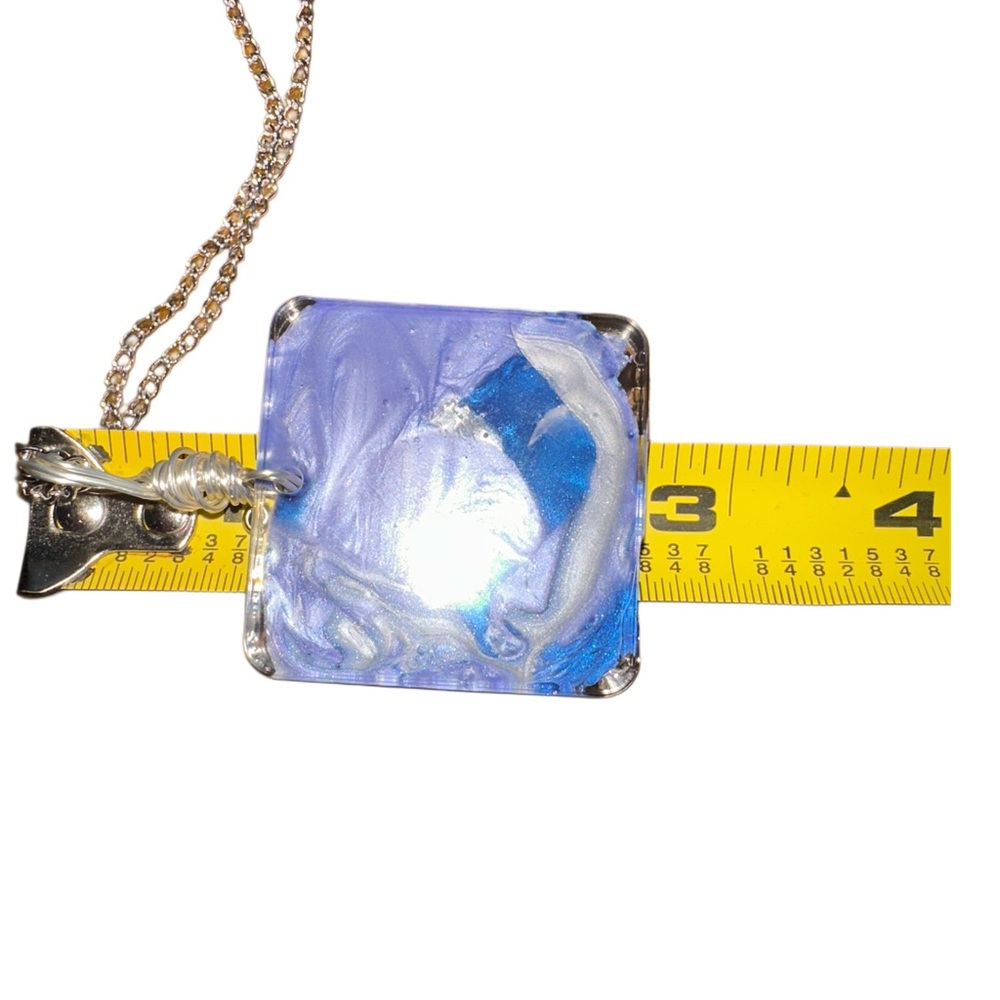 Abstract Square Pendant & Chain - Picture 3 of 6